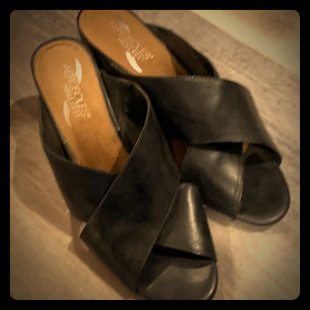 Heal sandals